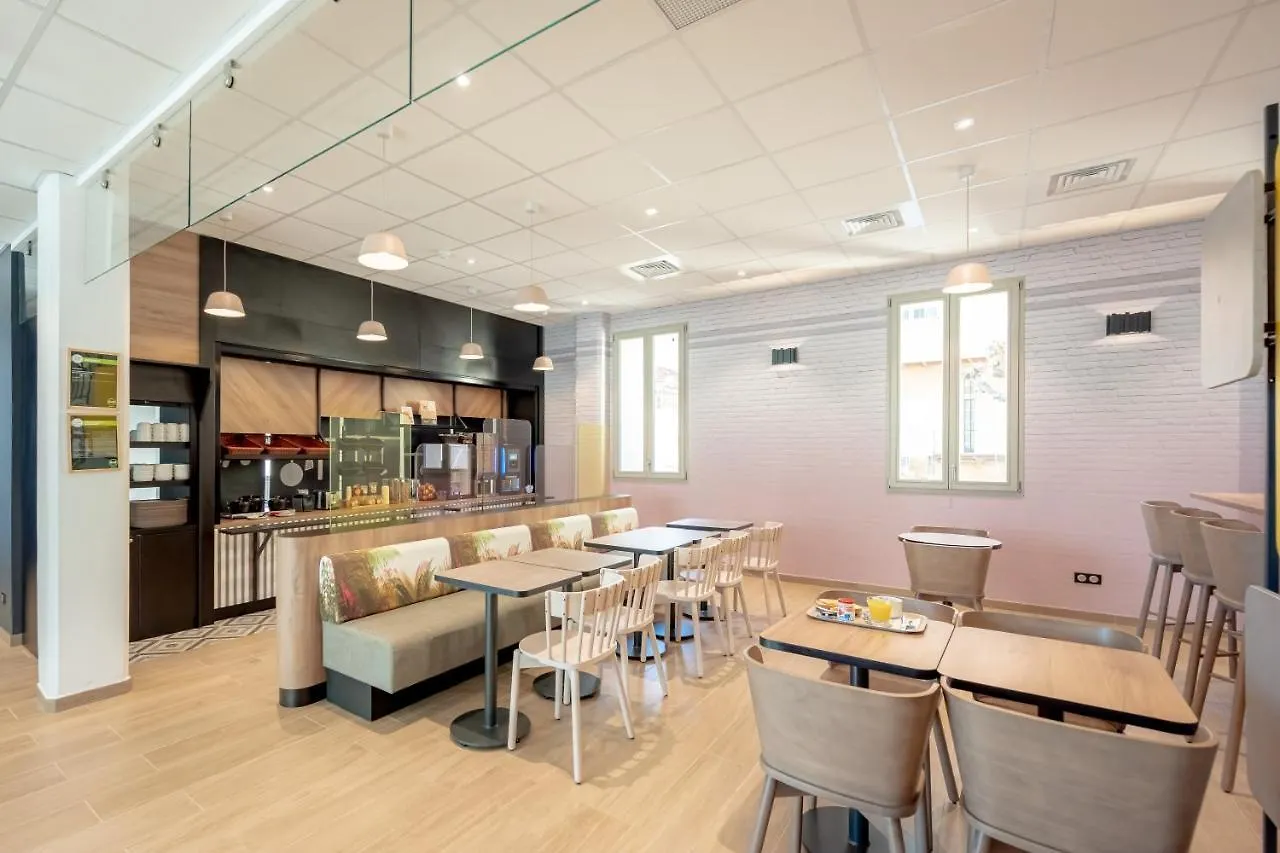 B&B Hotel Toulon Centre Gare