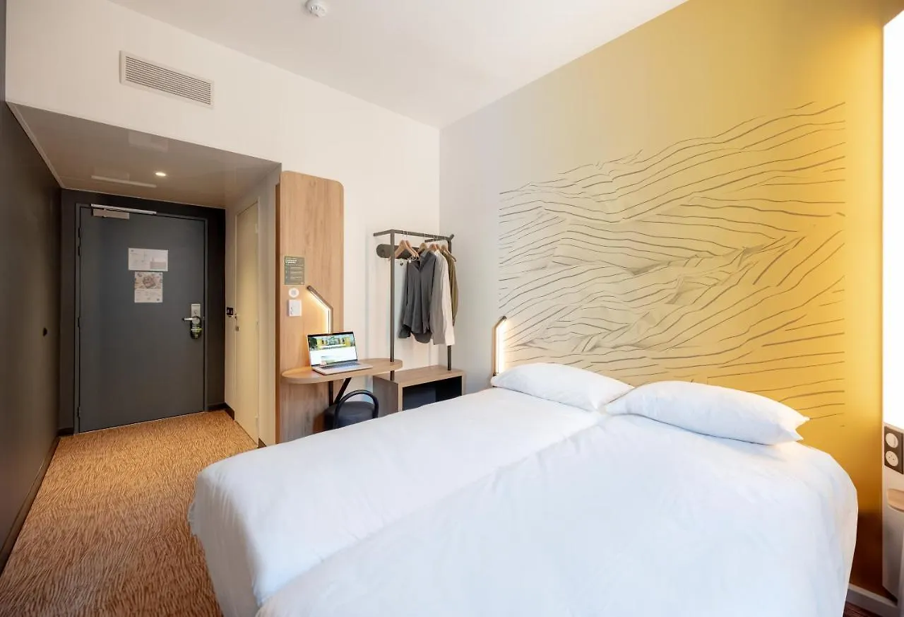 B&B Hotel Toulon Centre Gare 3*,  France