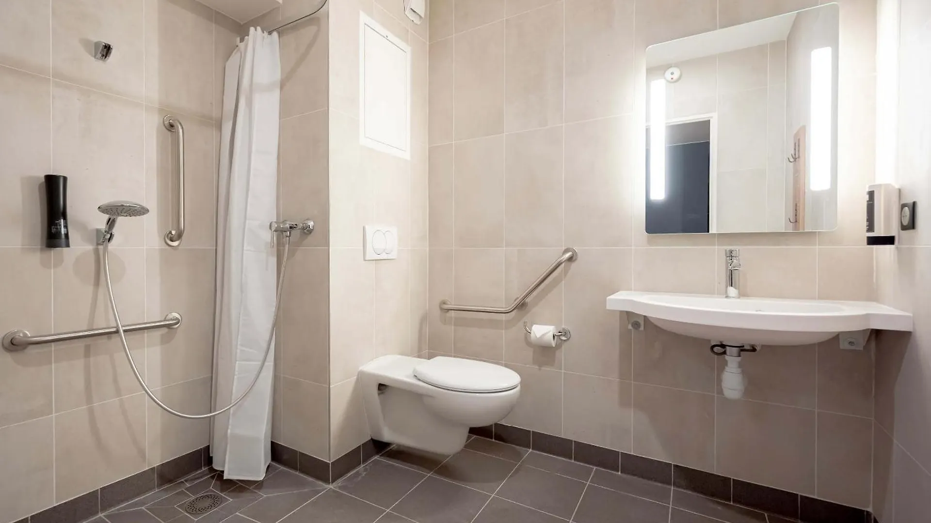 B&B Hotel Toulon Centre Gare